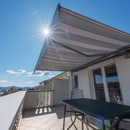 Perica Apartment And Perica Room With Separate Entrance Ζαντάρ Εξωτερικό φωτογραφία